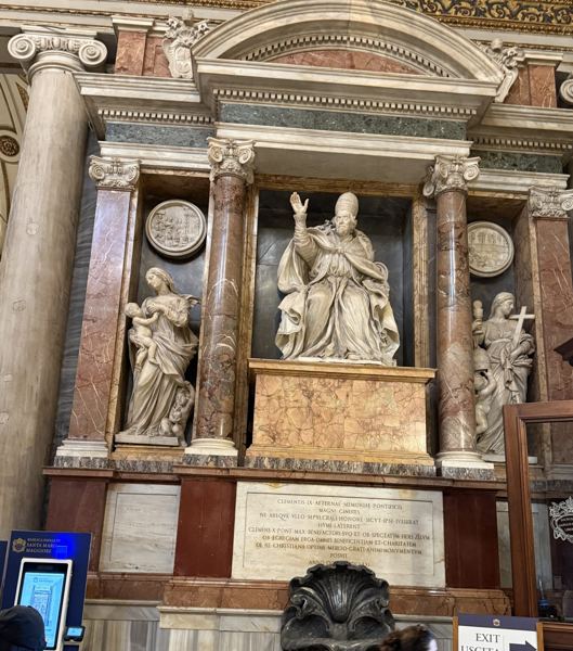 Monuments & Altarpieces